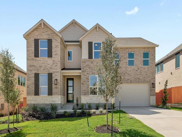 301 Luttrell LN