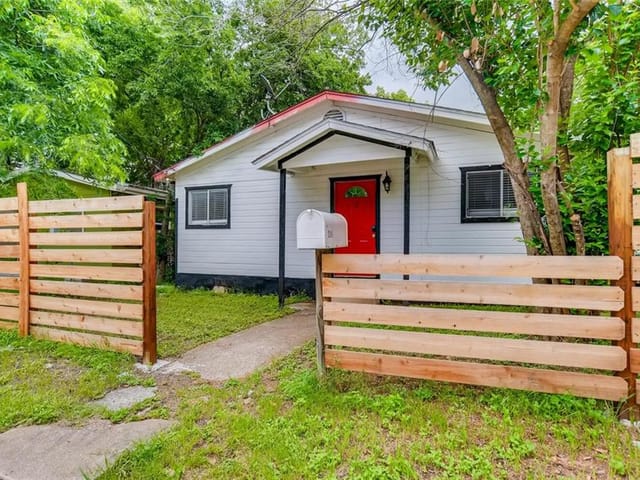 301 Robert T Martinez Jr St