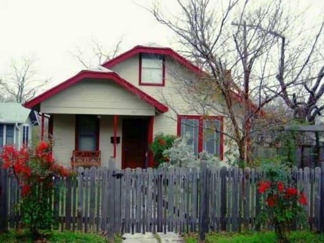 301 TERRACE DR