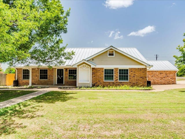 301 Verbena DR