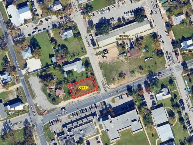301 W South ST