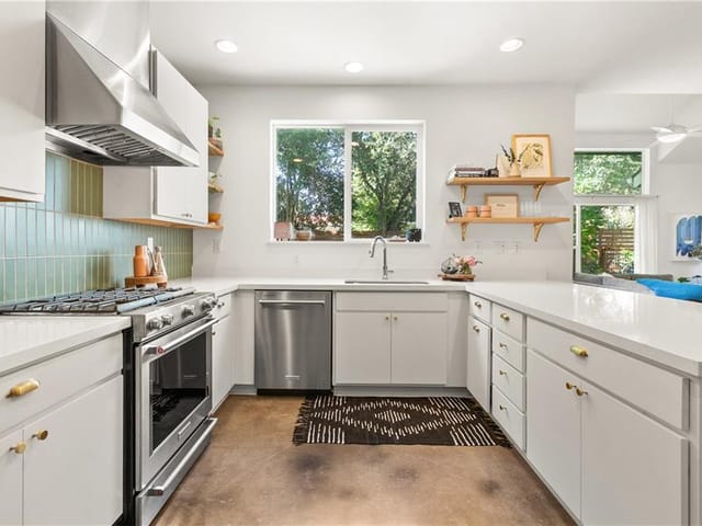 301 W Stassney Ln Unit #18