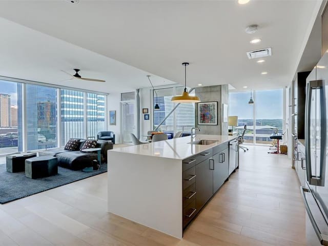 301 West Ave Unit #1306