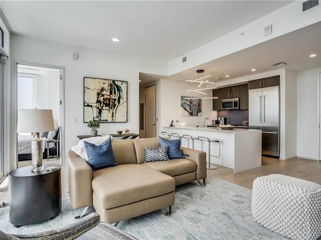 301 West Ave Unit #1701