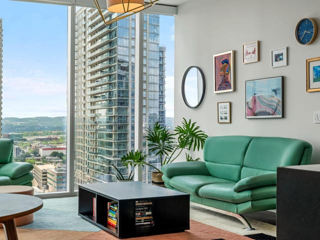 301 West Ave Unit #2009