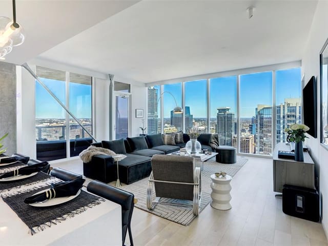 301 West Ave Unit #4103