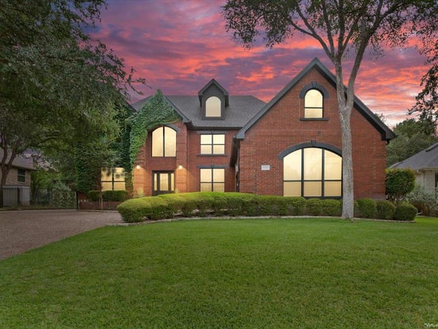 30108 Torrey Pines CIR