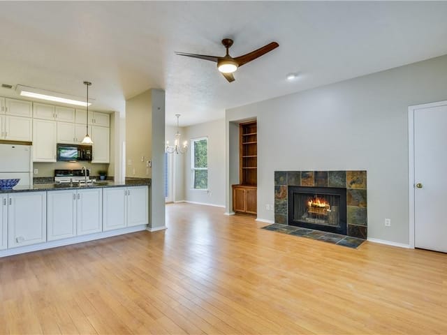 3011 Fruth ST Unit #302
