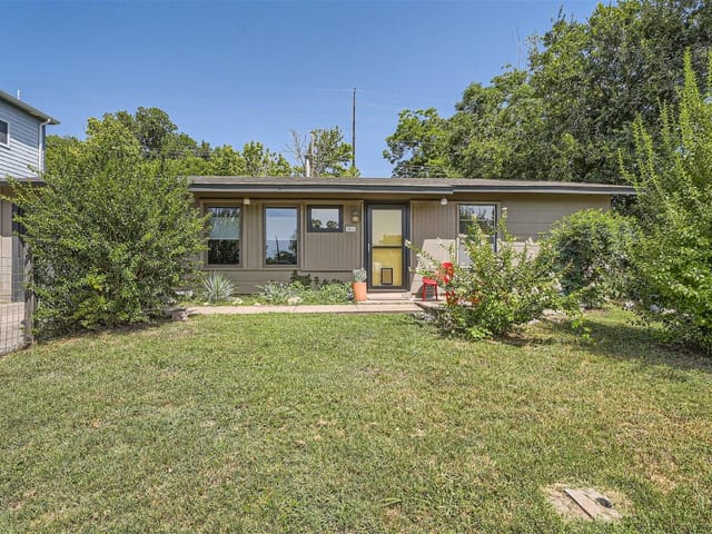 3011 Garden Villa Ln
