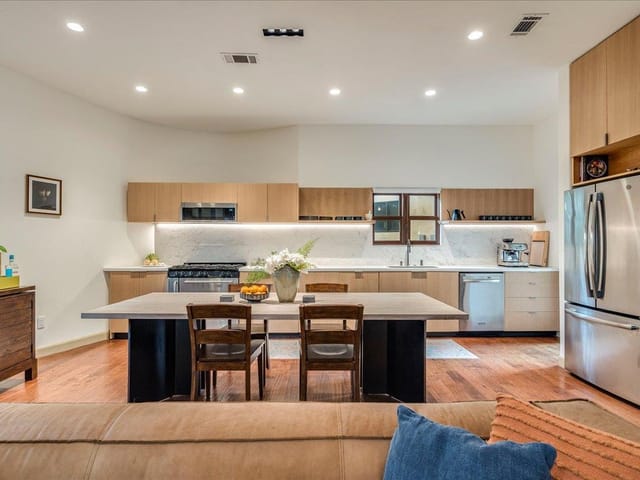 3012 S 4th ST Unit #B