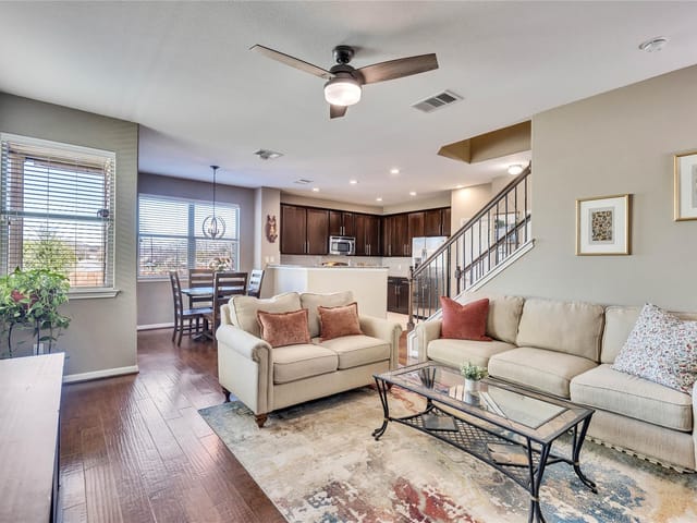 3018 Sea Jay Dr