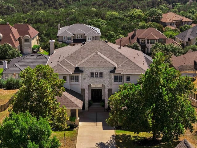 302 Aria Dr