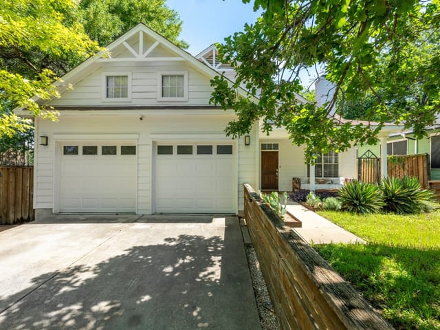 302 Ben Howell DR