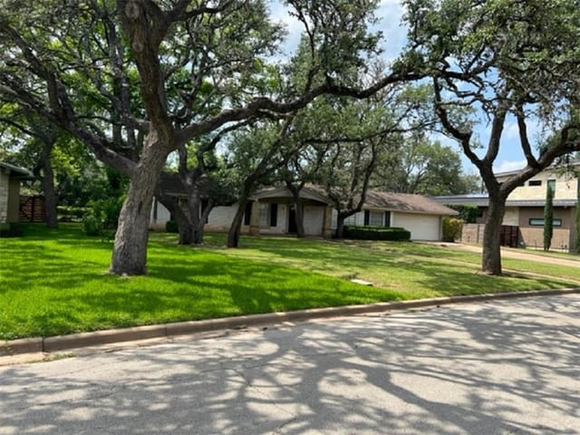 302 Briarwood Trl