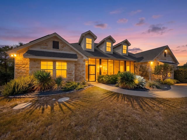 302 High Plains DR