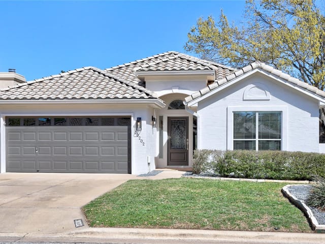 30202 Briarcrest Dr