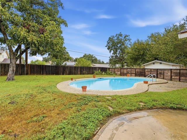 3023 Manila DR