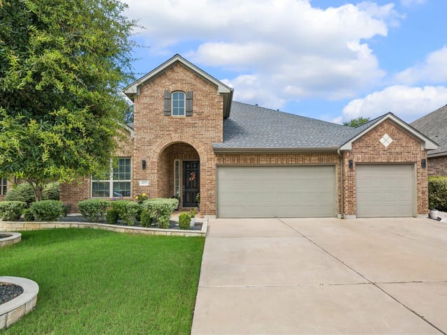 3025 Silvergrass CV