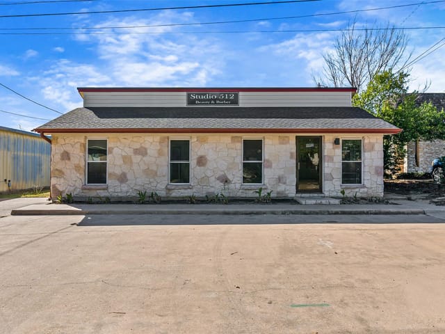 303 Childress Dr
