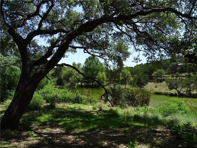 303 Deer Lake RD