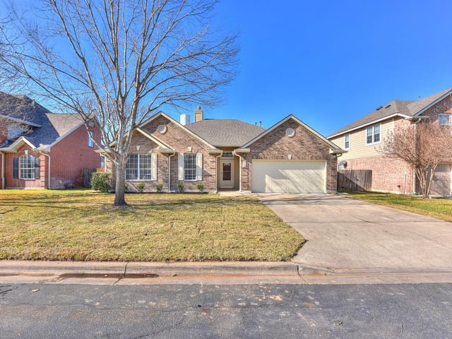 303 Gulfstream Dr
