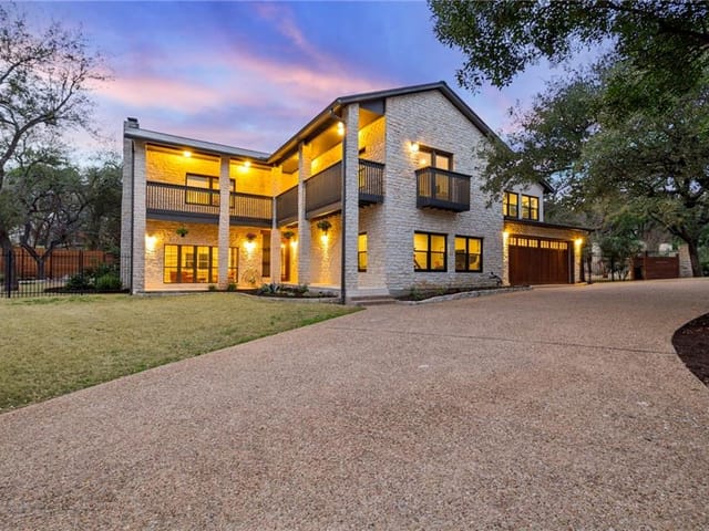 303 Pleasant Dr