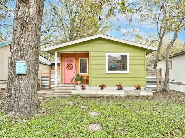 303 Robert T Martinez Jr St
