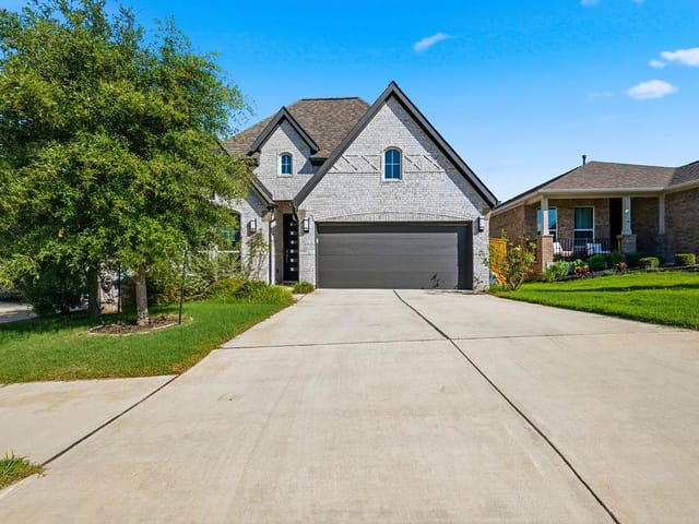 304 Barton Oak TRL