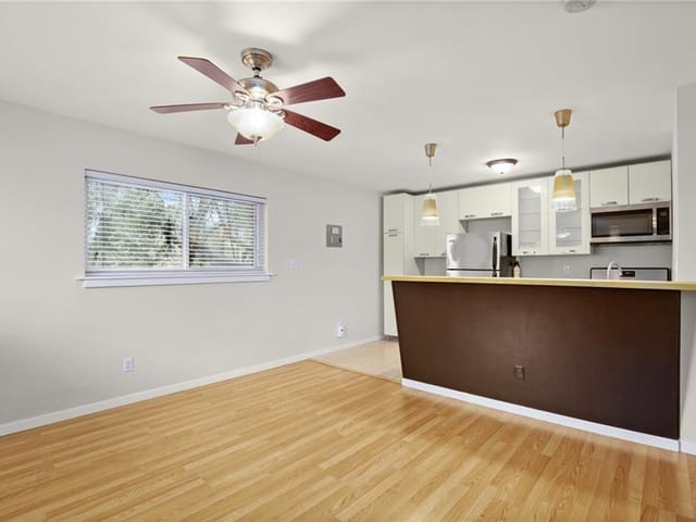 304 E 33rd St Unit #27
