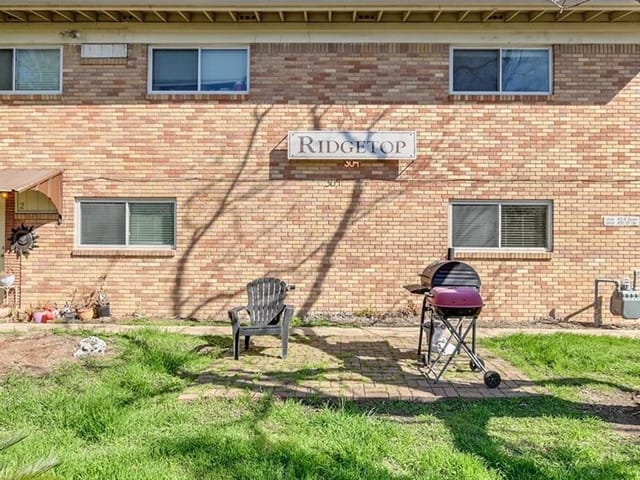 304 E 33rd St Unit #3