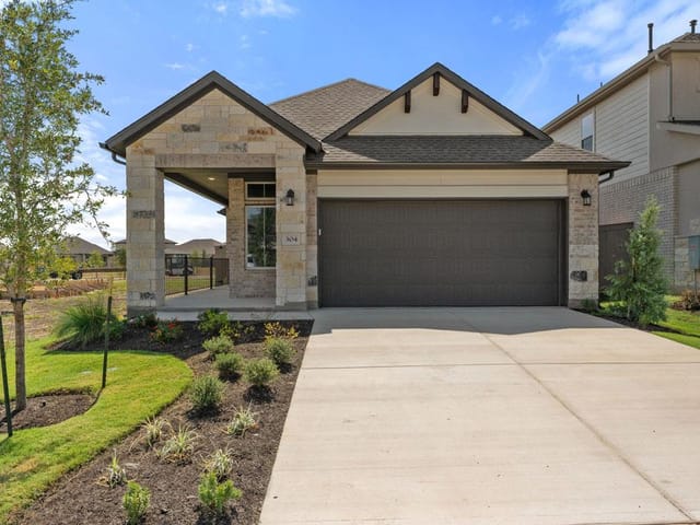 304 Rock Daisy Trail