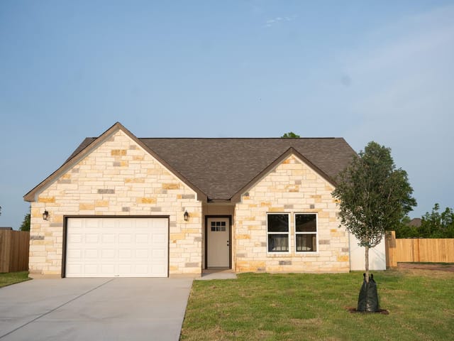304 String Prairie Way