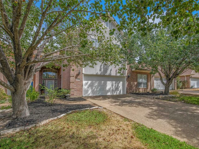 305 Chimney Hill DR