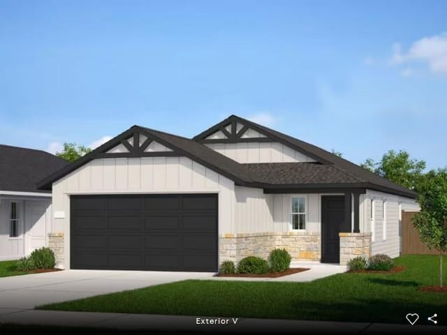 305 Hodge LN