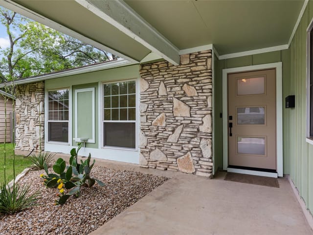305 Treys Way