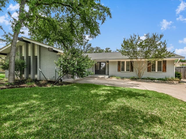 306 Briarwood TRL