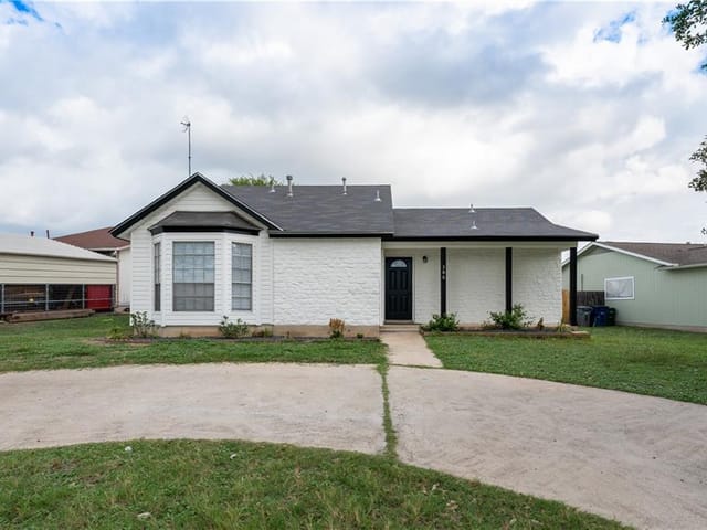 306 Hickok Ct