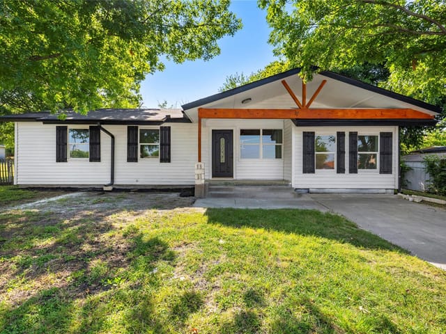 306 Margaret Lee ST