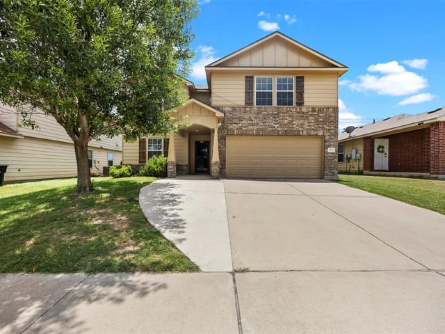 306 W Gemini Ln