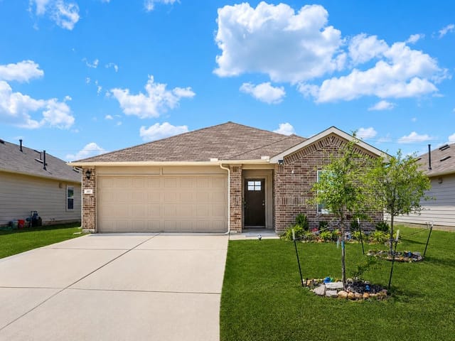 307 Abbey LN