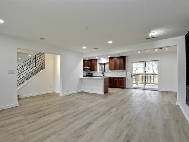 307  COPPERLEAF Rd