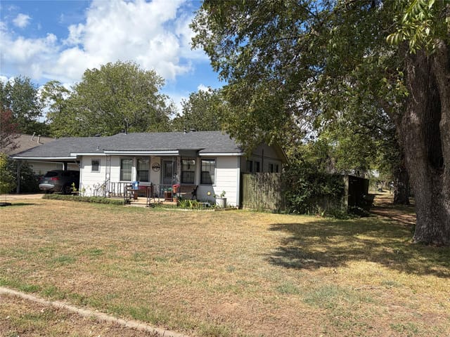 307 Whitehead ST