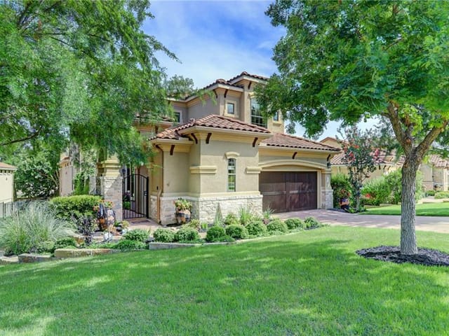 308 Indianwood Dr