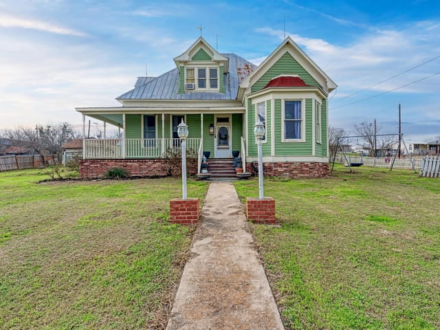 308 N Broad St