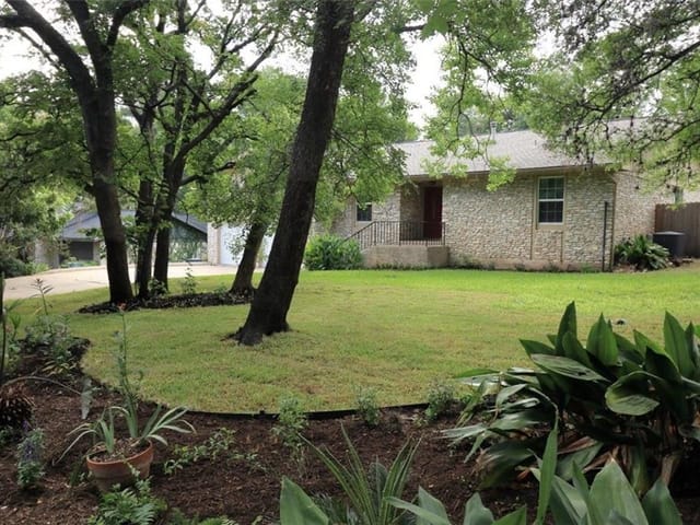 309 Bulian LN