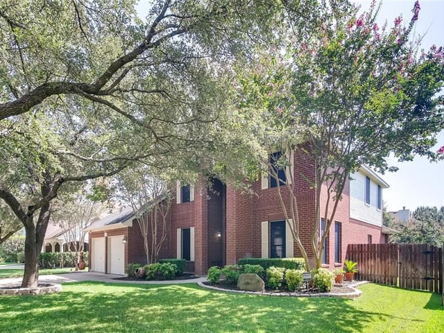 309 Carriage Hills DR