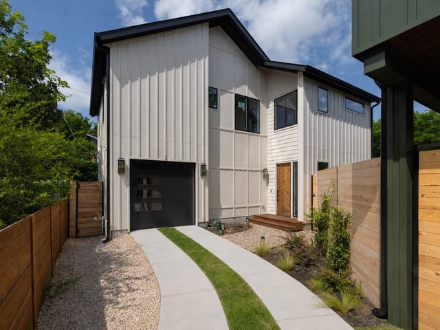 309 Franklin BLVD Unit #2