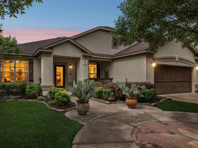 309 Island Oak DR