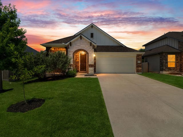 309 Lewisville LN