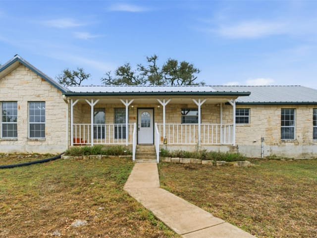 309 Oakwood Loop